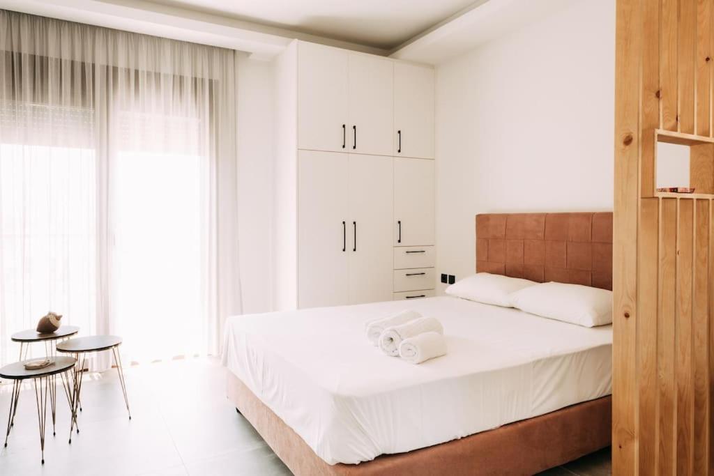 Lux Studio Near Center Heraklion  Luaran gambar
