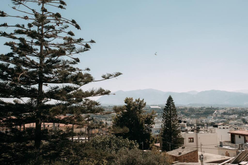 Lux Studio Near Center Heraklion  Luaran gambar